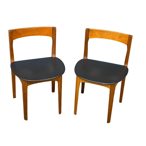 989 - A set of 4 Mid Century teak dining chairs by Nathan. (4)