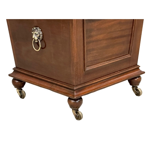 990A - A late 19th century Regency style mahogany wine cooler. Circa 1890. 41.5x41.5x45.5cm