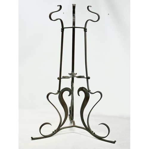 56 - A late 19th century Art Nouveau brass stand. 1880-1890. 53x48x82cm