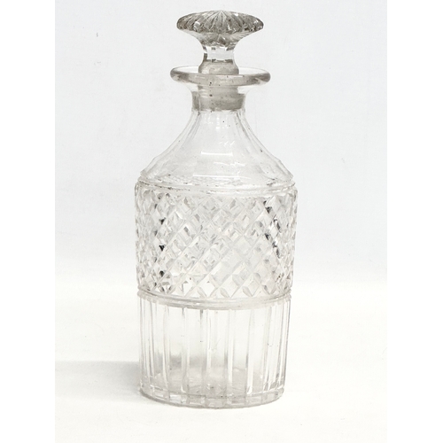 33 - A late George III decanter with mushroom stopper. Circa 1810-1830. 21cm