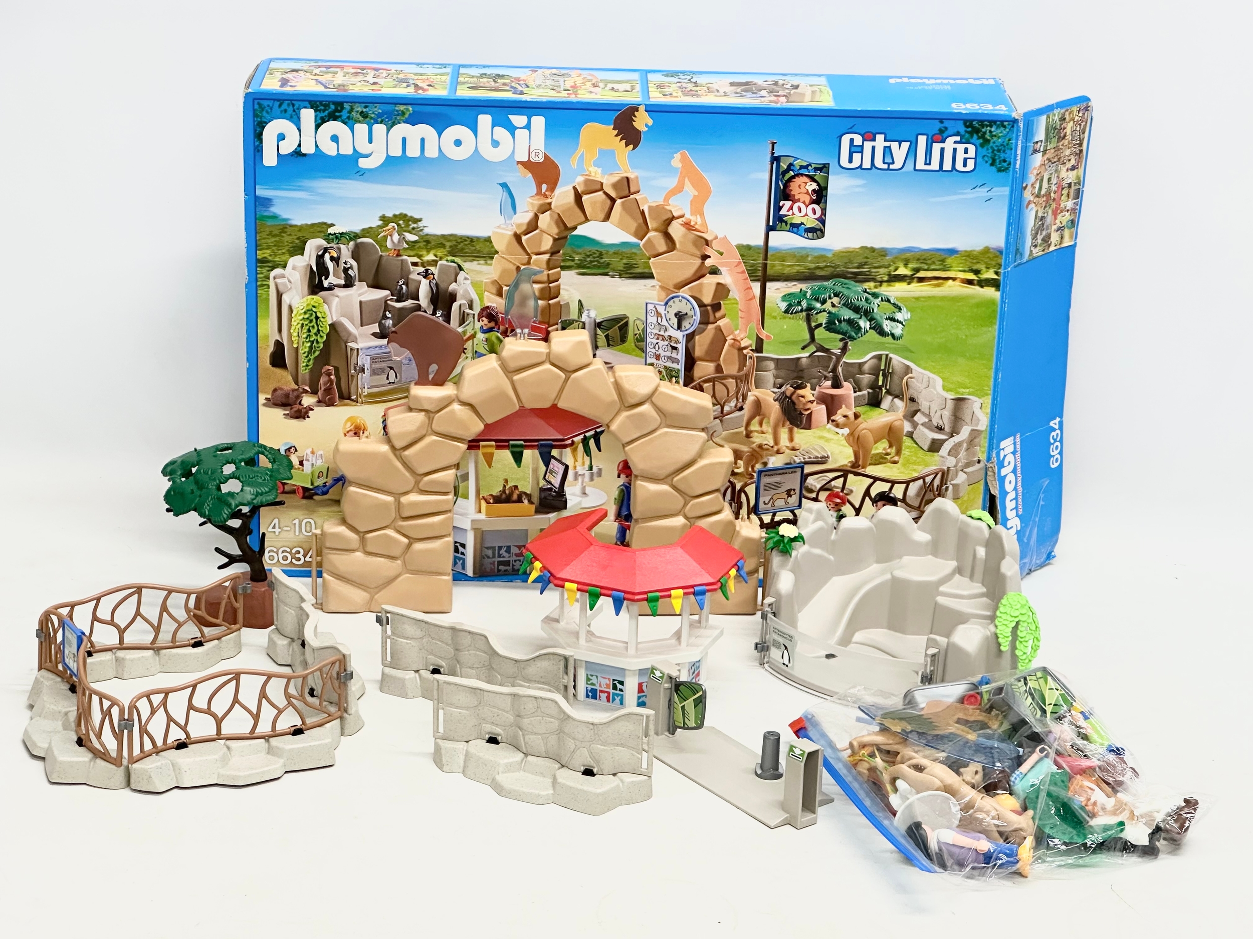 Playmobil City Life 6634 Zoo New Complete -  UK