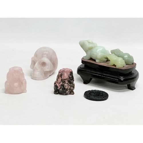 86 - Chinese Jade and marble. 3 Chinese Jade frogs on stand 13cm. A Chinese Jade pendant. 3 marble orname... 