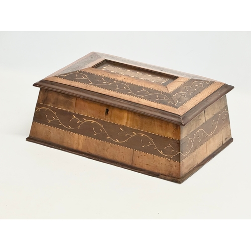 15 - A large Irish 19th century Killarney inlaid arbutus and yew wood jewellery box. Circa 1860-1870. 34x... 