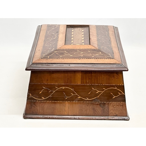 15 - A large Irish 19th century Killarney inlaid arbutus and yew wood jewellery box. Circa 1860-1870. 34x... 