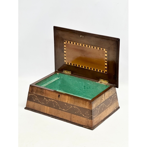 15 - A large Irish 19th century Killarney inlaid arbutus and yew wood jewellery box. Circa 1860-1870. 34x... 