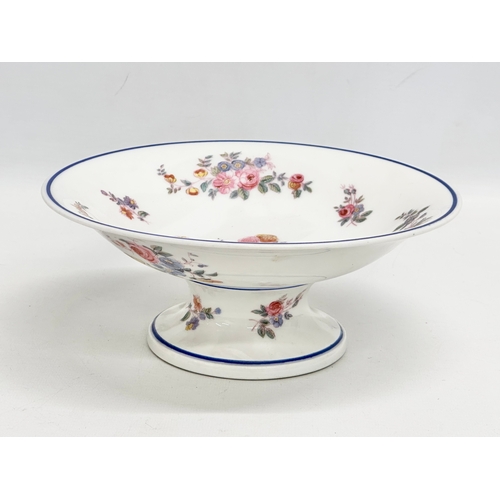 232 - A quantity of late 19th and early 20th century French and German porcelain