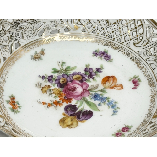 232 - A quantity of late 19th and early 20th century French and German porcelain