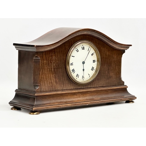 217 - An early 20th century French mantle clock. 30x10x17cm