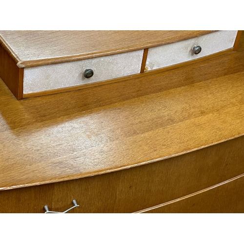 926 - A Mid Century dressing chest. 107x52x138cm