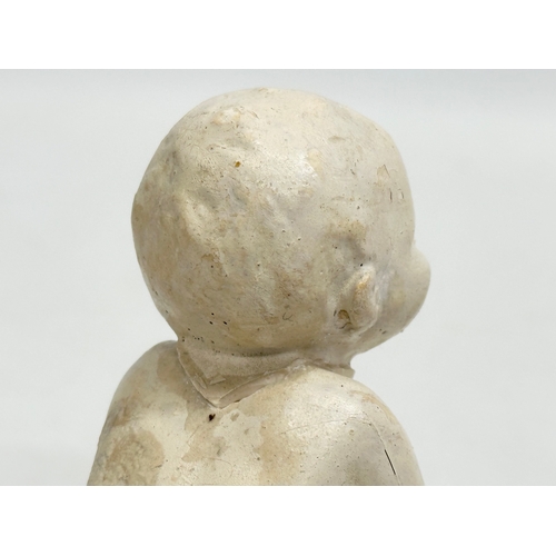 7 - A late 19th/early 20th century plaster figure. Titled ‘Ise Coming’ faded makers stamp on back. 11.5x... 