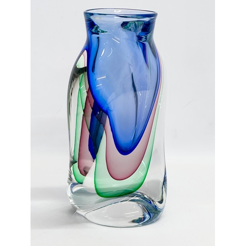 32 - A large Murano Vetreria Artistica Oball ‘Cobra’ vase. Original design by Luigi Onesto. 19x27cm