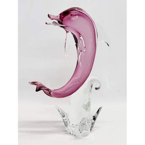 39 - A large Formia Vetri Di Murano Glass dolphin. 25x38cm