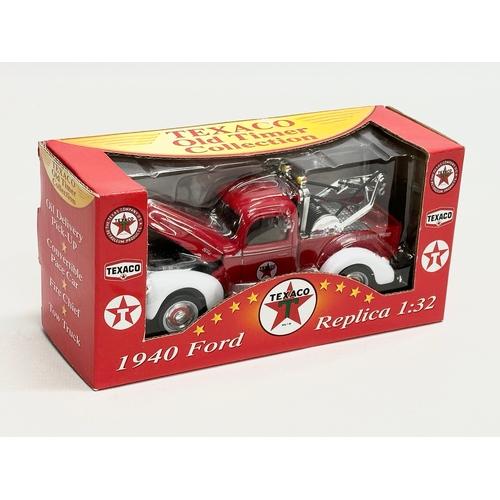 541 - Texaco Old Timer Collection. A Texaco Old Timer Collection Replica 1940 Service Station with box, in... 