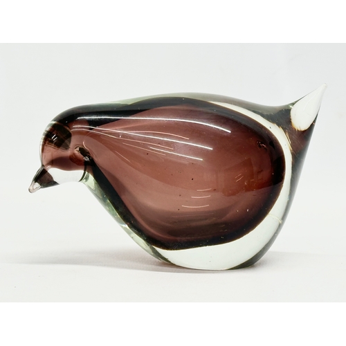 68 - A pair of Murano Glass birds. 14cm