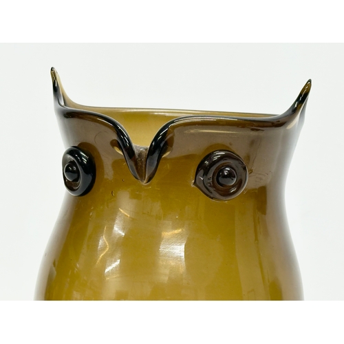 72 - A 1960’s Amber Blenko Glass ‘Owl’ vase. 14x14x19.5cm