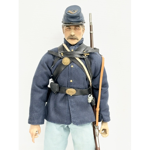 553 - A Sideshow Toys American Civil War Brotherhood of Arms Union Infantry Action Figure. 32cm