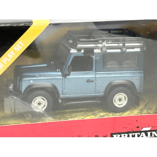 616 - A new Britains Land Rover Play Set with box. 20x10x11cm