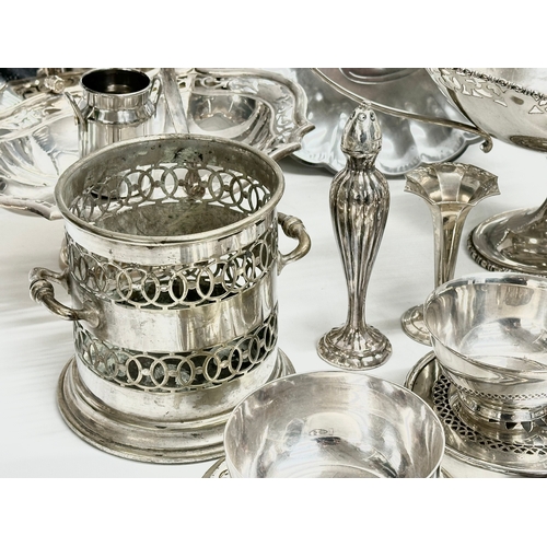 349 - A quantity of late 19th and 20th century silver plate and EPNS.