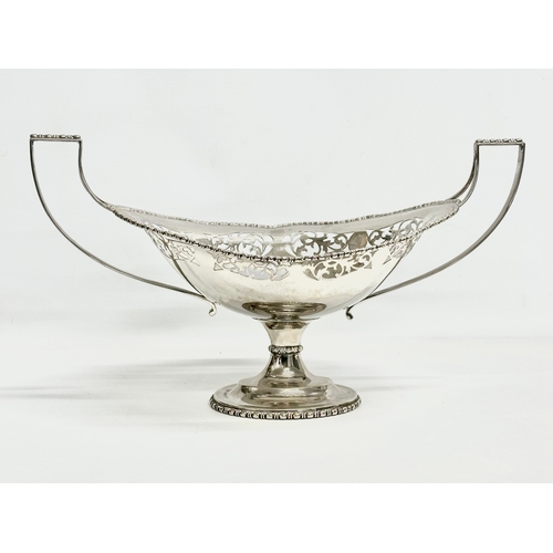 349 - A quantity of late 19th and 20th century silver plate and EPNS.