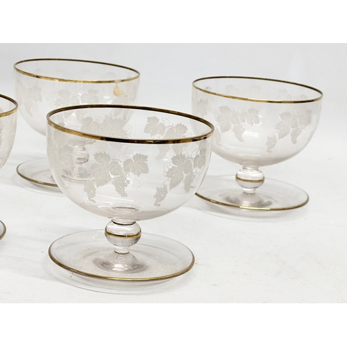 201 - A set of 5 1960’s Mid Century gilt rimmed dessert bowls, with etched grapes and leaves. 10x9.5cm