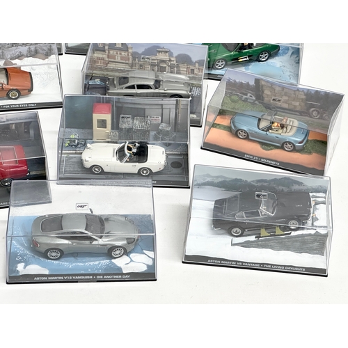 662 - 14 James Bond 007 model cars in display cases GE Fabbri LTD. 15cm