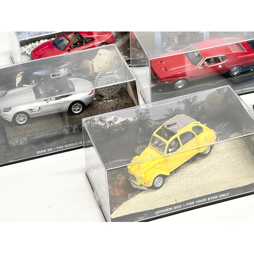 662 - 14 James Bond 007 model cars in display cases GE Fabbri LTD. 15cm