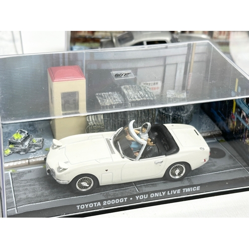 662 - 14 James Bond 007 model cars in display cases GE Fabbri LTD. 15cm