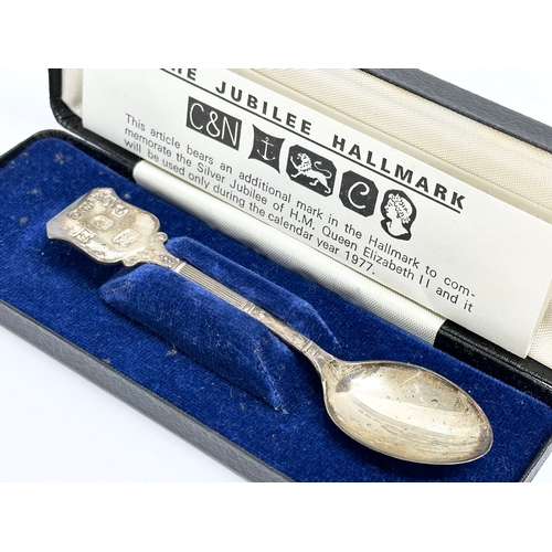 464 - The Jubilee Silver Hallmark. A silver teaspoon to commemorate the Silver Jubilee of H.M. Queen Eliza... 