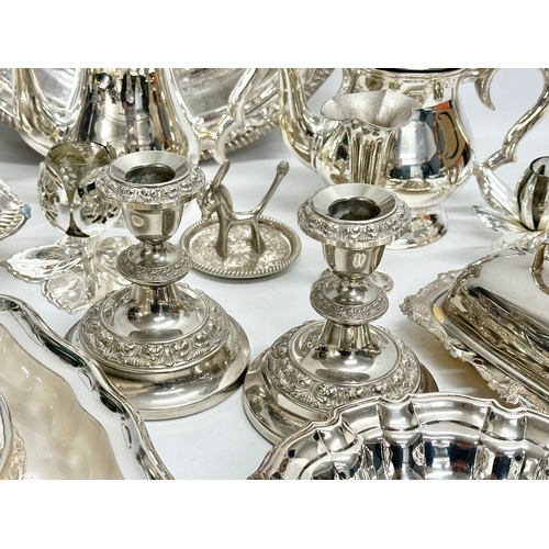 336 - A collection of vintage silver plate/EPNS.