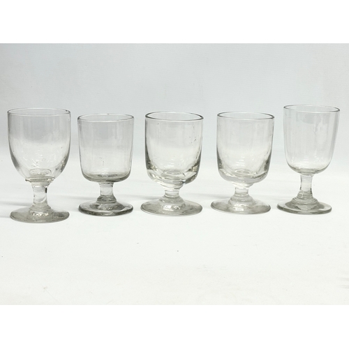 131 - 5 Victorian glass rummers. 8x13cm. 8x14.5cm