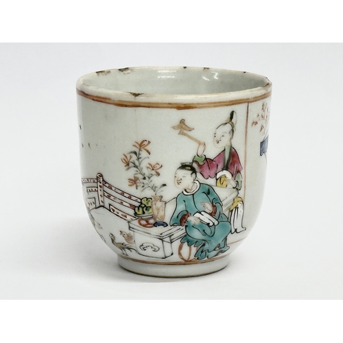 220 - An 18th century Chinese export coffee cup. Circa 1760-1780. 8.5x6x6cm