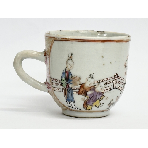 220 - An 18th century Chinese export coffee cup. Circa 1760-1780. 8.5x6x6cm