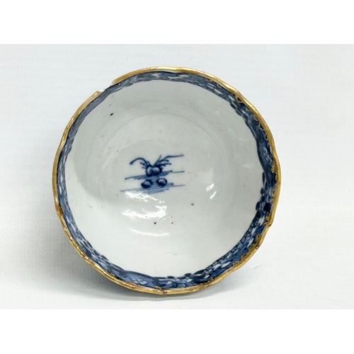 221 - A late 18th century Caughey porcelain tea bowl, circa 1780-1790 and a late 18th/early 19th century E... 