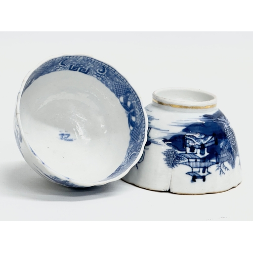 221 - A late 18th century Caughey porcelain tea bowl, circa 1780-1790 and a late 18th/early 19th century E... 