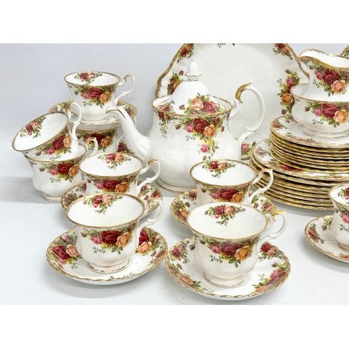 274 - A large 50 piece Royal Albert ‘Old Country Roses’ tea and coffee service. 8 salad plates, 21cm. 8 sa... 