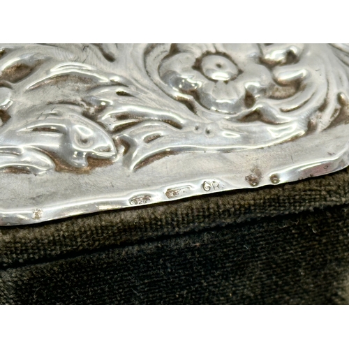 60C - An early/mid 20th century silver mounted trinket box. Circa 1930-1950. 16x12x7cm