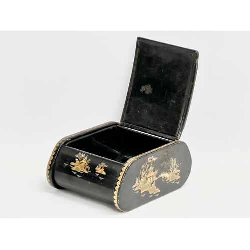 275 - An early 20th century Japanese style hand painted lacquered cigarette box. 12x9x5.5cm