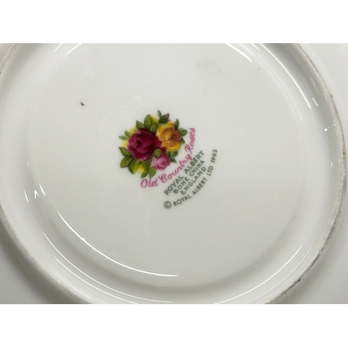 275D - 1962 Royal Albert ‘Old Country Roses’ soup bowls and saucers. 12 piece.