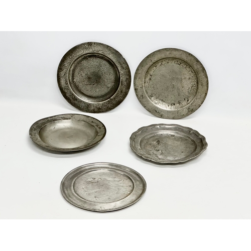 153A - Georgian and Victorian pewter plates. Thomas Chamberlain, Samuel Danforth etc. 24.5cm