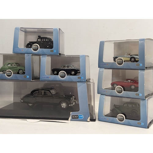 679 - A collection of Oxford Die-Cast model cars