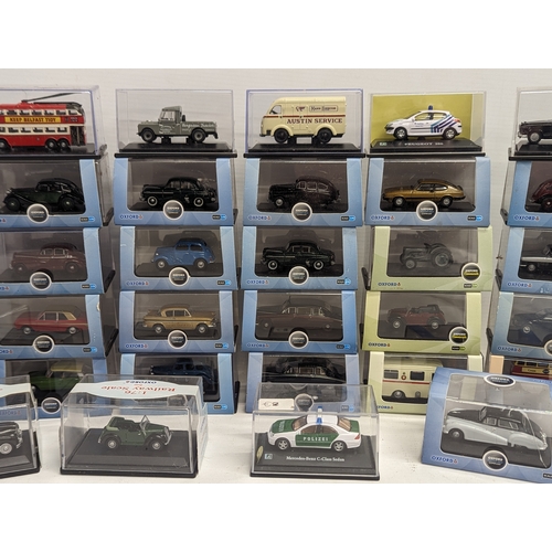 686 - A collection of Oxford Die-Cast model cars