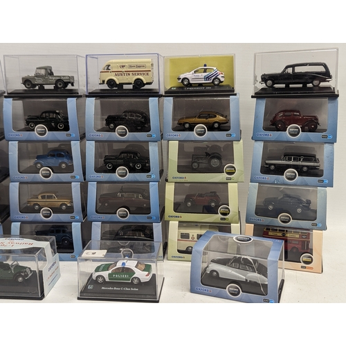 686 - A collection of Oxford Die-Cast model cars