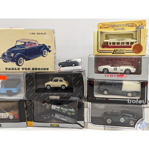 702 - A collection of model cars, including Corgi, Lledo, Onyx, Herpa, etc