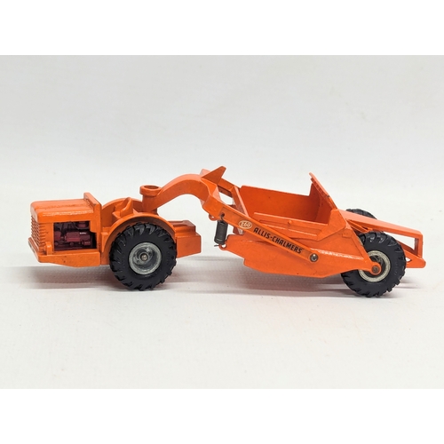 602 - A vintage Matchbox King Size K-6 Allis-Chalmers Earth Remover model.