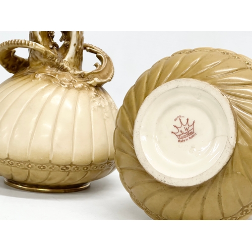 13 - A pair of late 19th century Ernst Wahliss ‘Depose’ vases. Turn Wein. Austria. Circa 1897-1910. 13x22... 