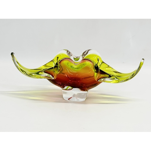 94 - A 1960’s Chribska Art Glass bowl designed by Josef Hospodka. 30x13x11cm.