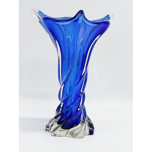 98 - A Mid Century Art Glass vase. Probably by Chalet Glass. 1960’s/1970’s. 19x18x27cm