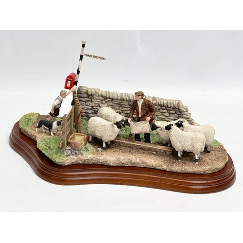 461 - 2 Border Fine Arts figures and a large James Herriot Studio Collection ‘Close T’ Gate’ 31cm. Border ... 