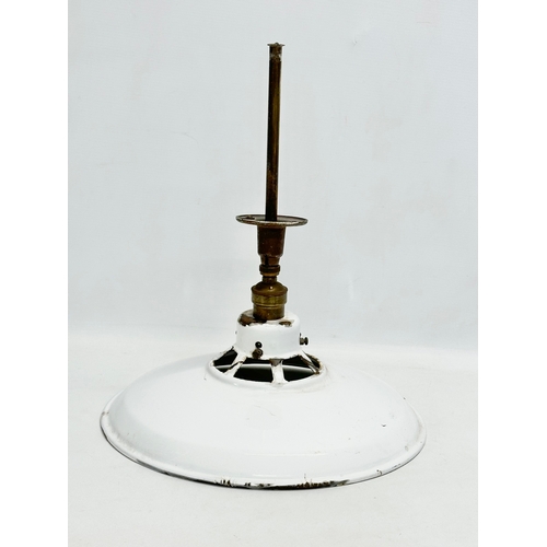 424 - A vintage industrial ceiling light/light fitting. 36x41cm