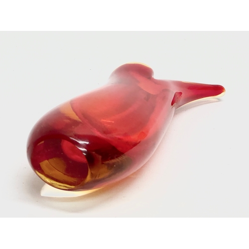 226 - A Murano Glass vase designed by Flavio Poli for Seguso. 20cm